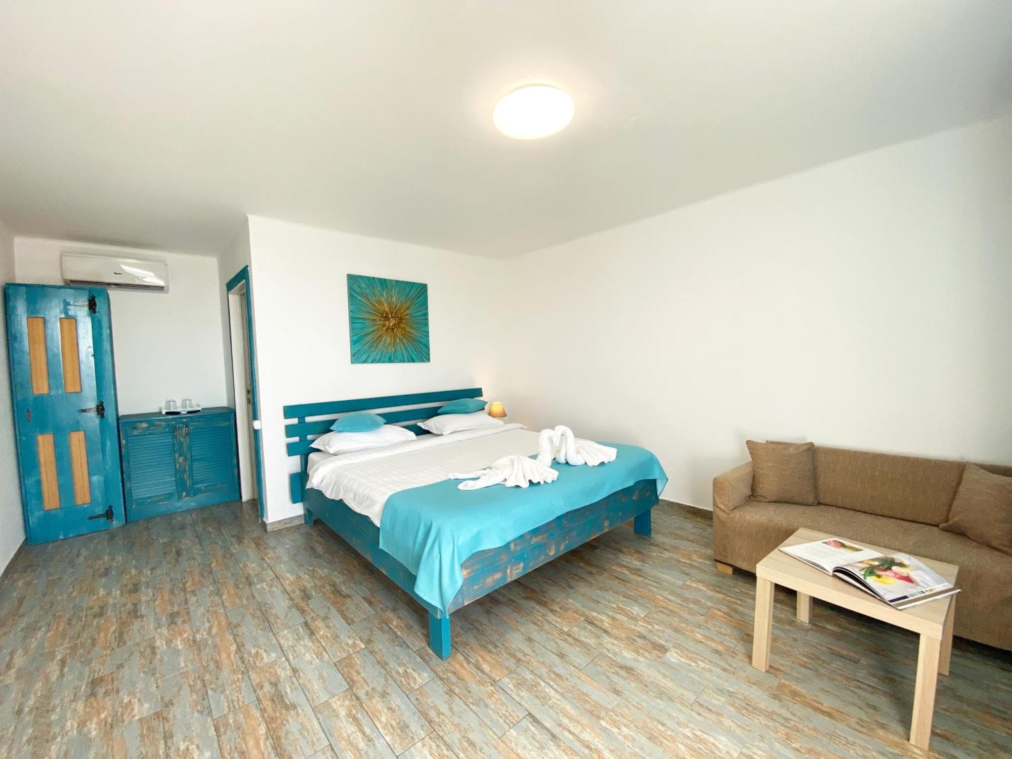 Complex Turistic Rasarit Corbu Bed & Breakfast Corbu  Room photo