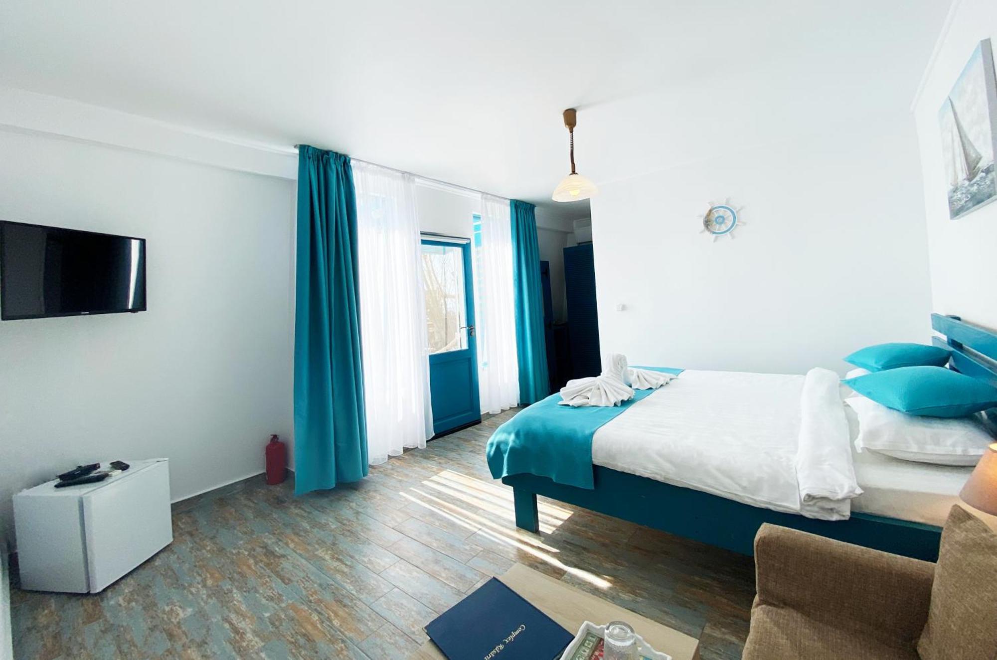 Complex Turistic Rasarit Corbu Bed & Breakfast Corbu  Room photo