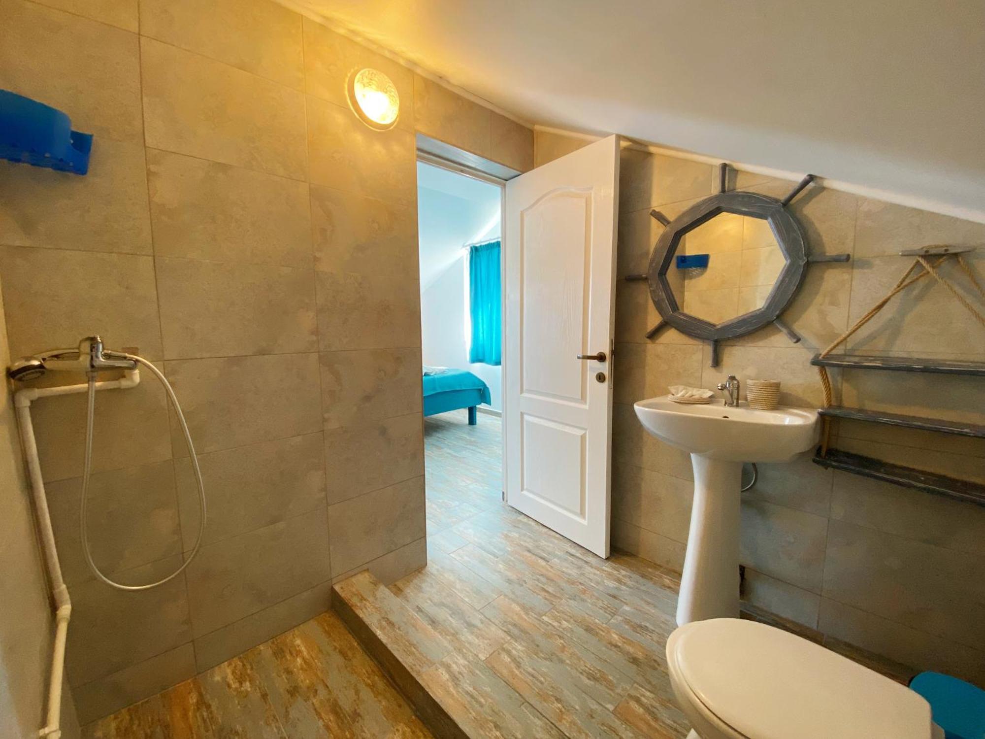 Complex Turistic Rasarit Corbu Bed & Breakfast Corbu  Room photo